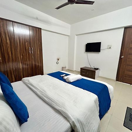 Zenith Homes - Boomerang Suites มุมไบ ภายนอก รูปภาพ
