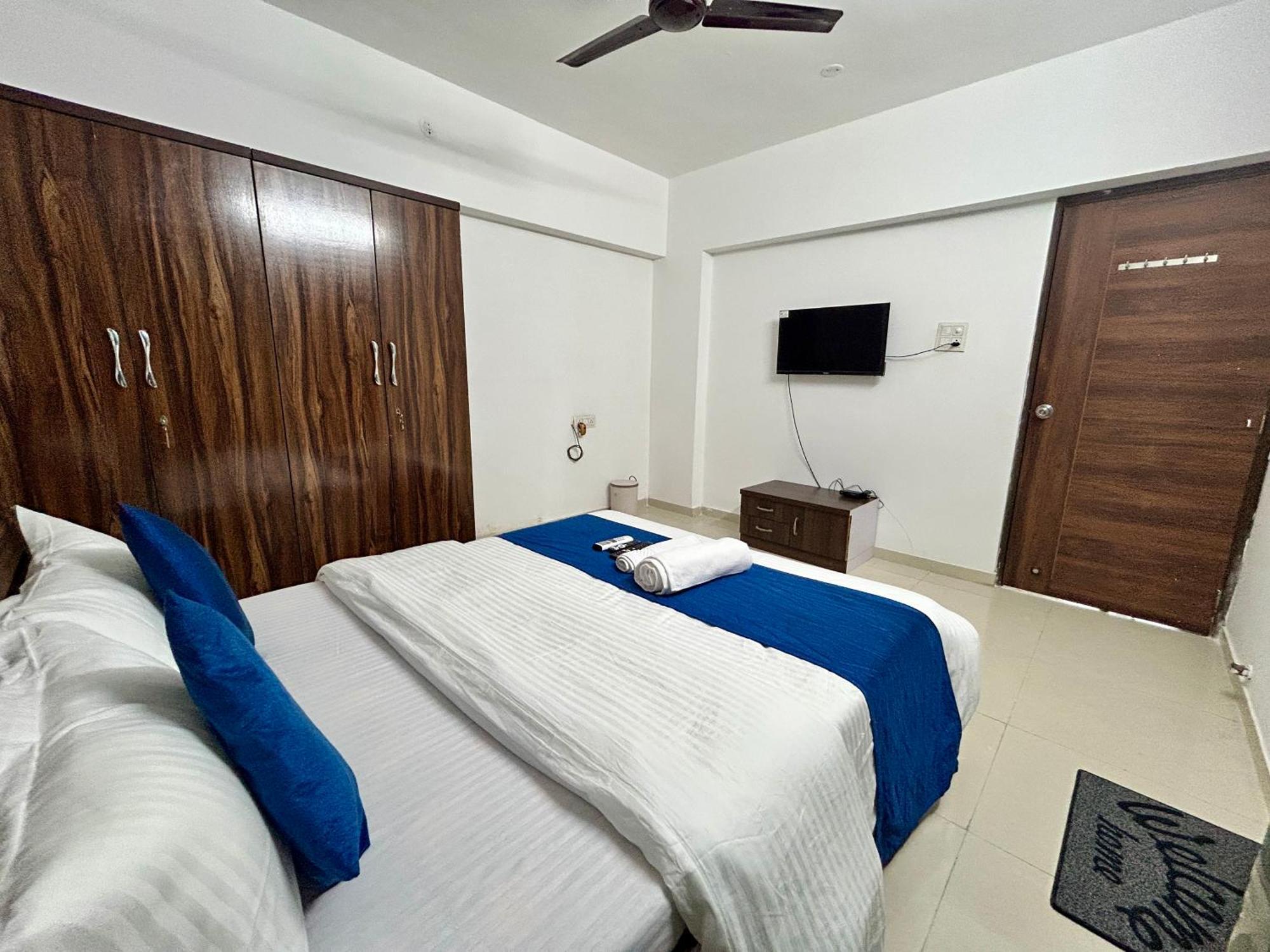 Zenith Homes - Boomerang Suites มุมไบ ภายนอก รูปภาพ